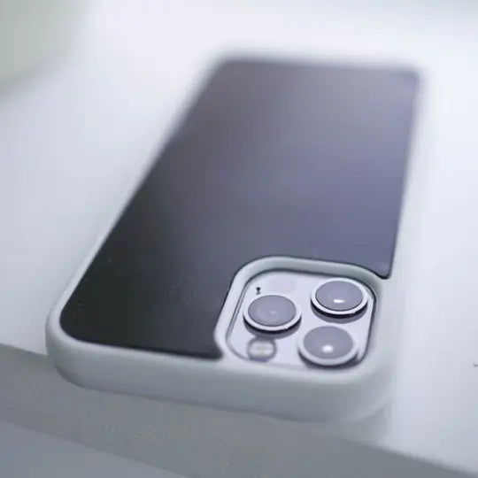 Anti Gravity Case