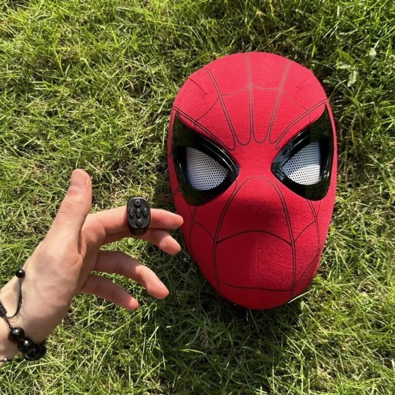 The SpideyFace™ Winking Mask