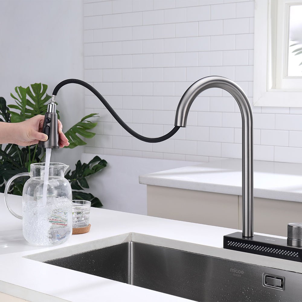 Grifo de cocina bifuncional abatible y en cascada