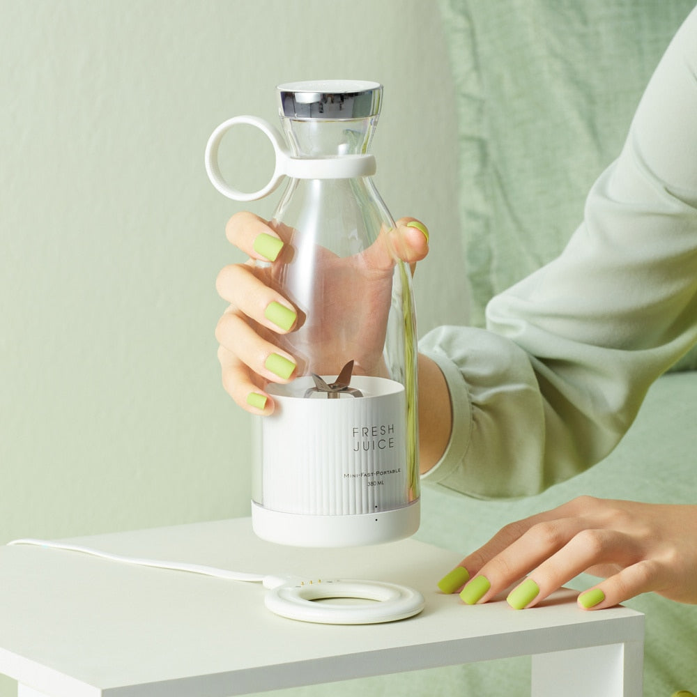 Portable Rechargeable Juicer